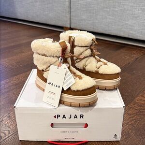 NWT Pajar Candela Waterproof Women’s Cream and Brown Shearling Boots Size 7